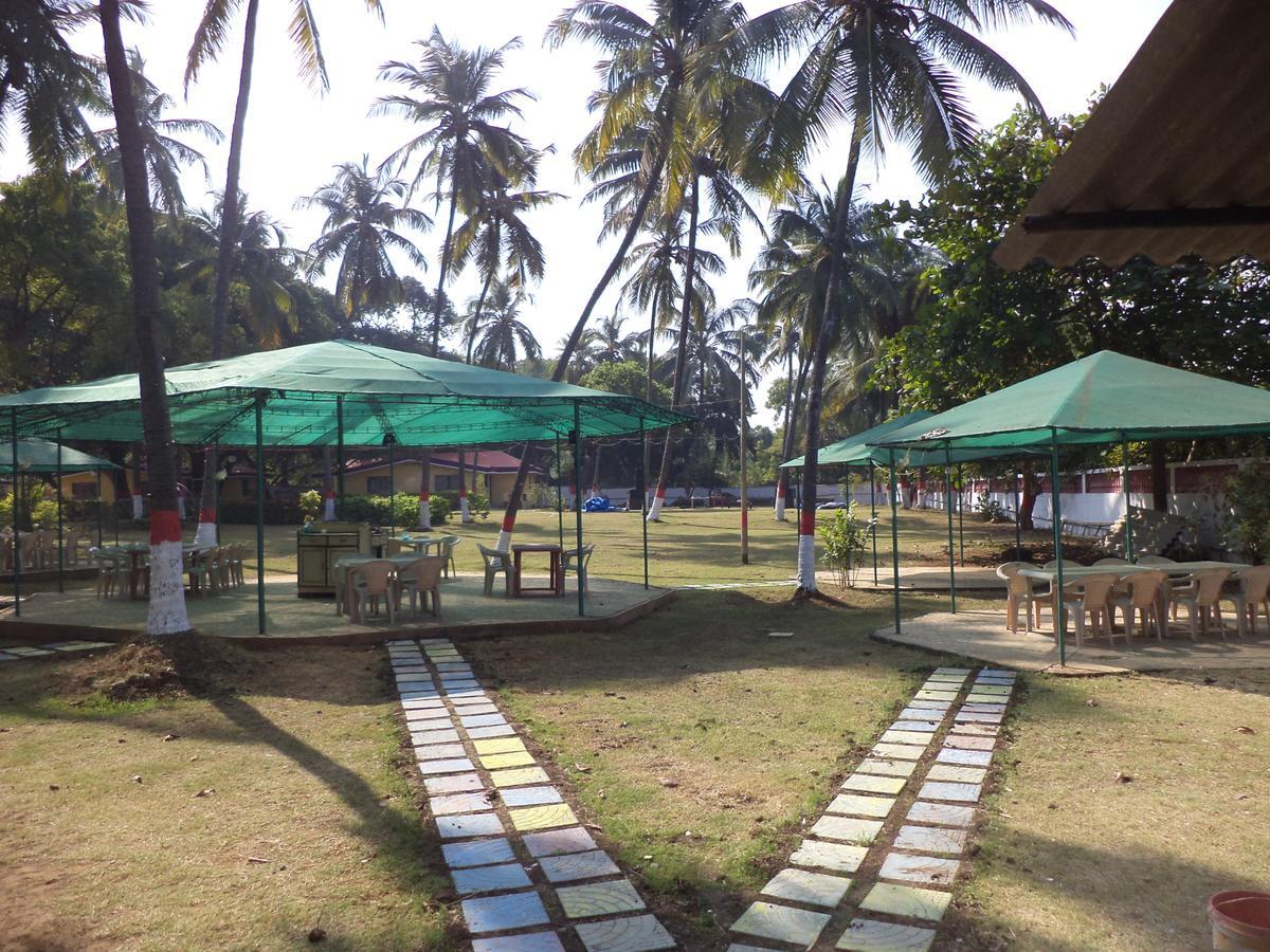 Hotel Summer House Daman Exterior foto