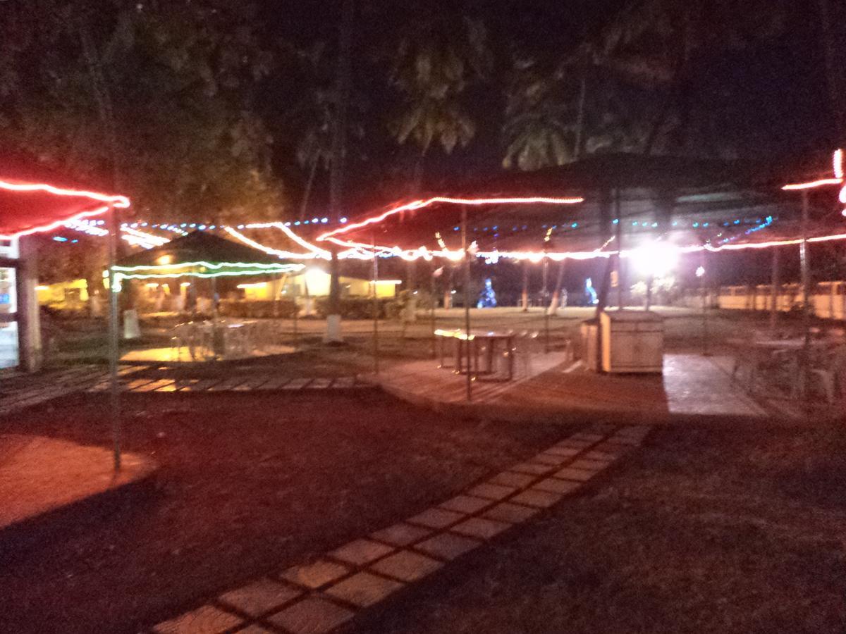 Hotel Summer House Daman Exterior foto
