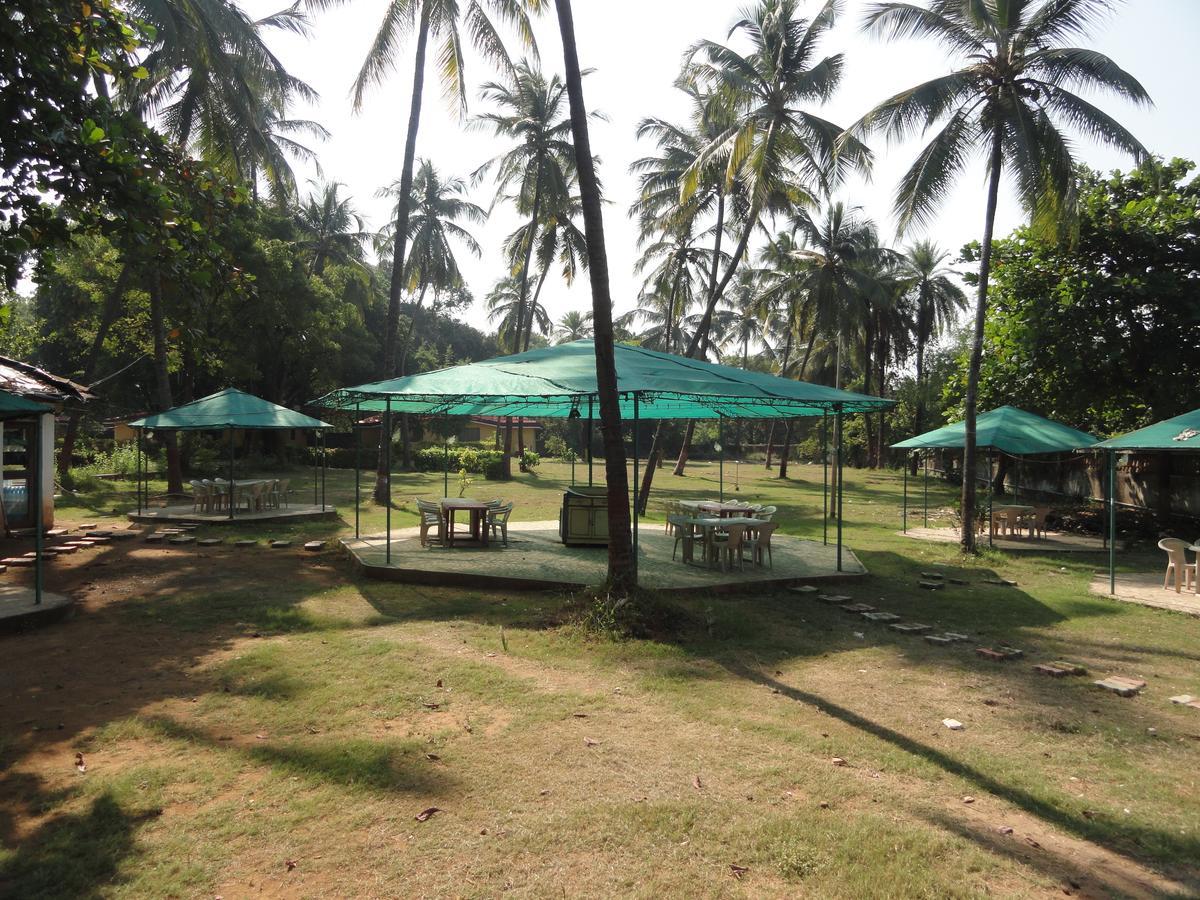 Hotel Summer House Daman Exterior foto